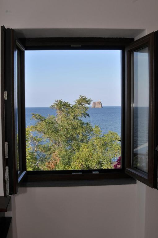 Hotel Villaggio Stromboli - Isola Di Στρόμπολι Εξωτερικό φωτογραφία