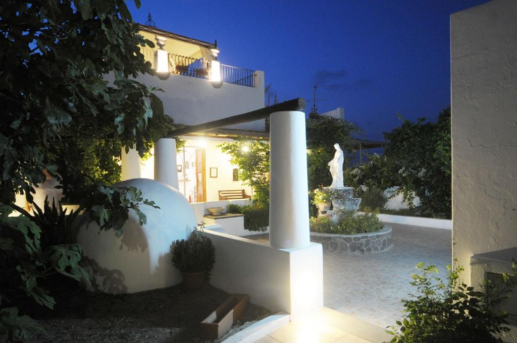 Hotel Villaggio Stromboli - Isola Di Στρόμπολι Εξωτερικό φωτογραφία